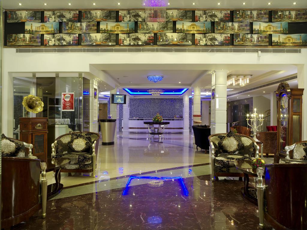 The Pgs Vedanta Hotel Kochi Exterior photo