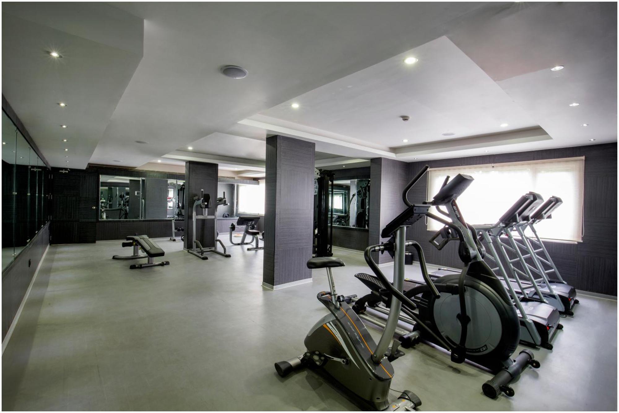 The Pgs Vedanta Hotel Kochi Exterior photo