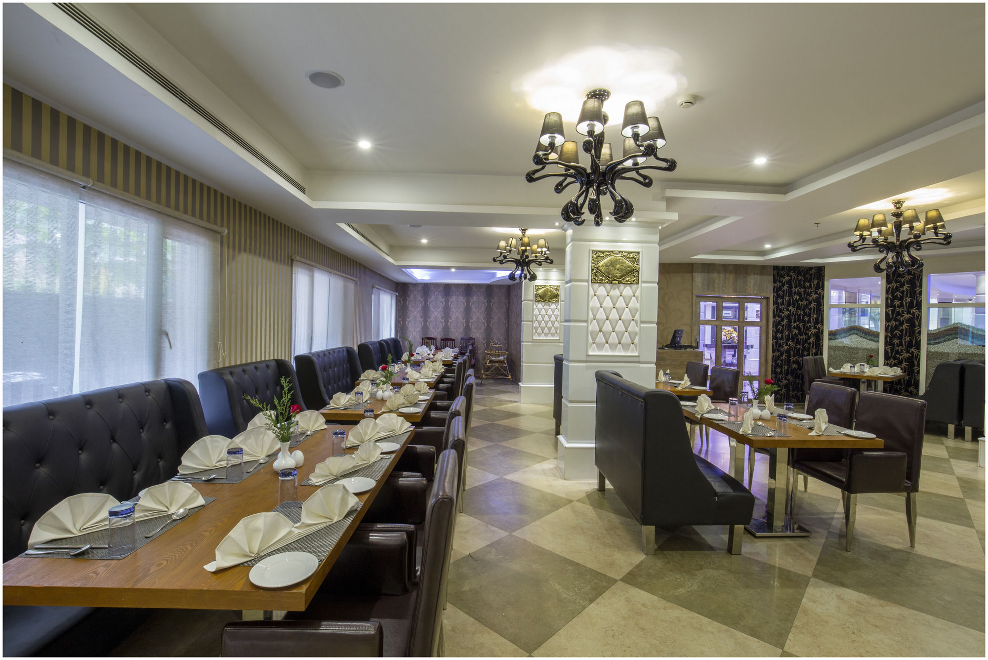 The Pgs Vedanta Hotel Kochi Exterior photo